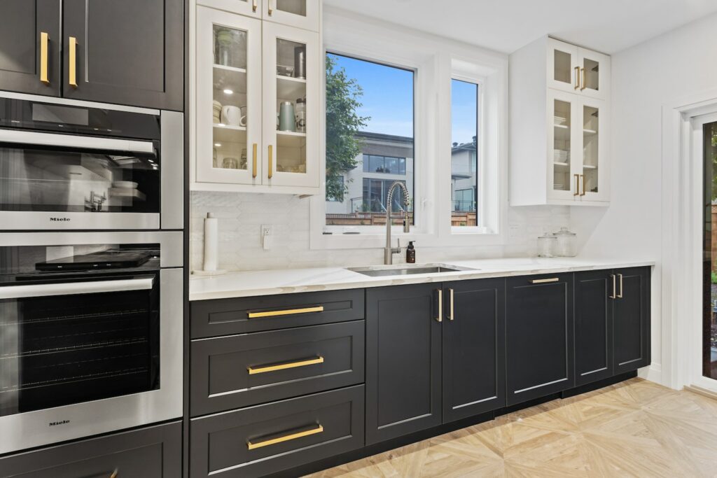 grey-shaker-cabinets