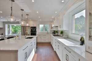 white-classic-kitchen-cabinets